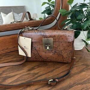 NWT Patricia Nash Signature Map Crossbody Bag